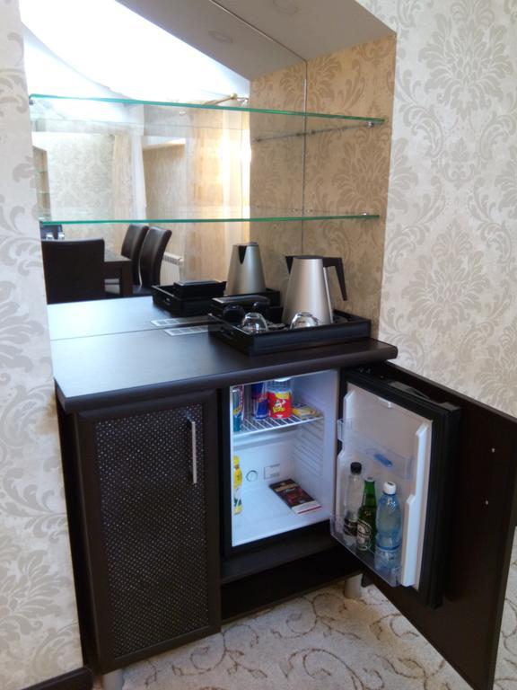 Premier Hotel Bishkek Quarto foto
