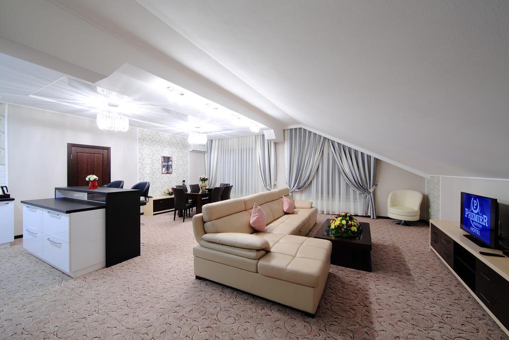 Premier Hotel Bishkek Exterior foto