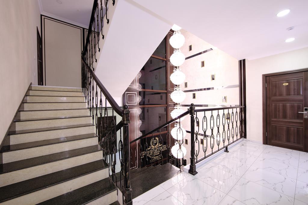 Premier Hotel Bishkek Exterior foto