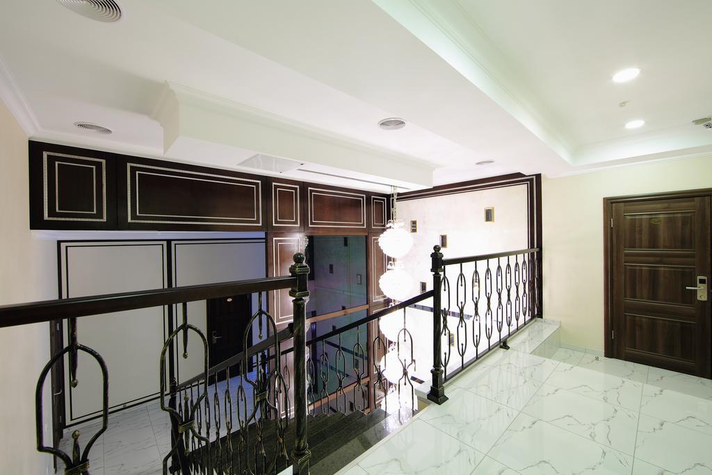 Premier Hotel Bishkek Exterior foto